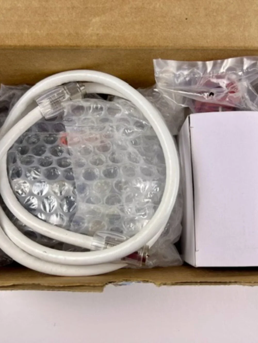 Antronix ARA8-4 8-Port Cable TV Signal Amplifier Booster Kit NEW Open Box